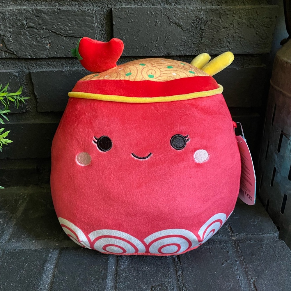 Odion ramen Squishmallow. 8 inch. NWT.
